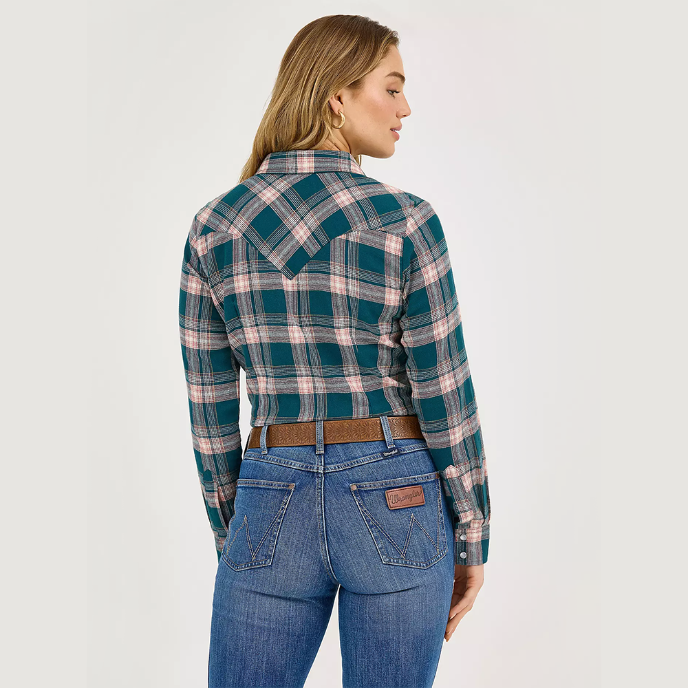 Essential Flannel Plaid Western Snap Shirt
