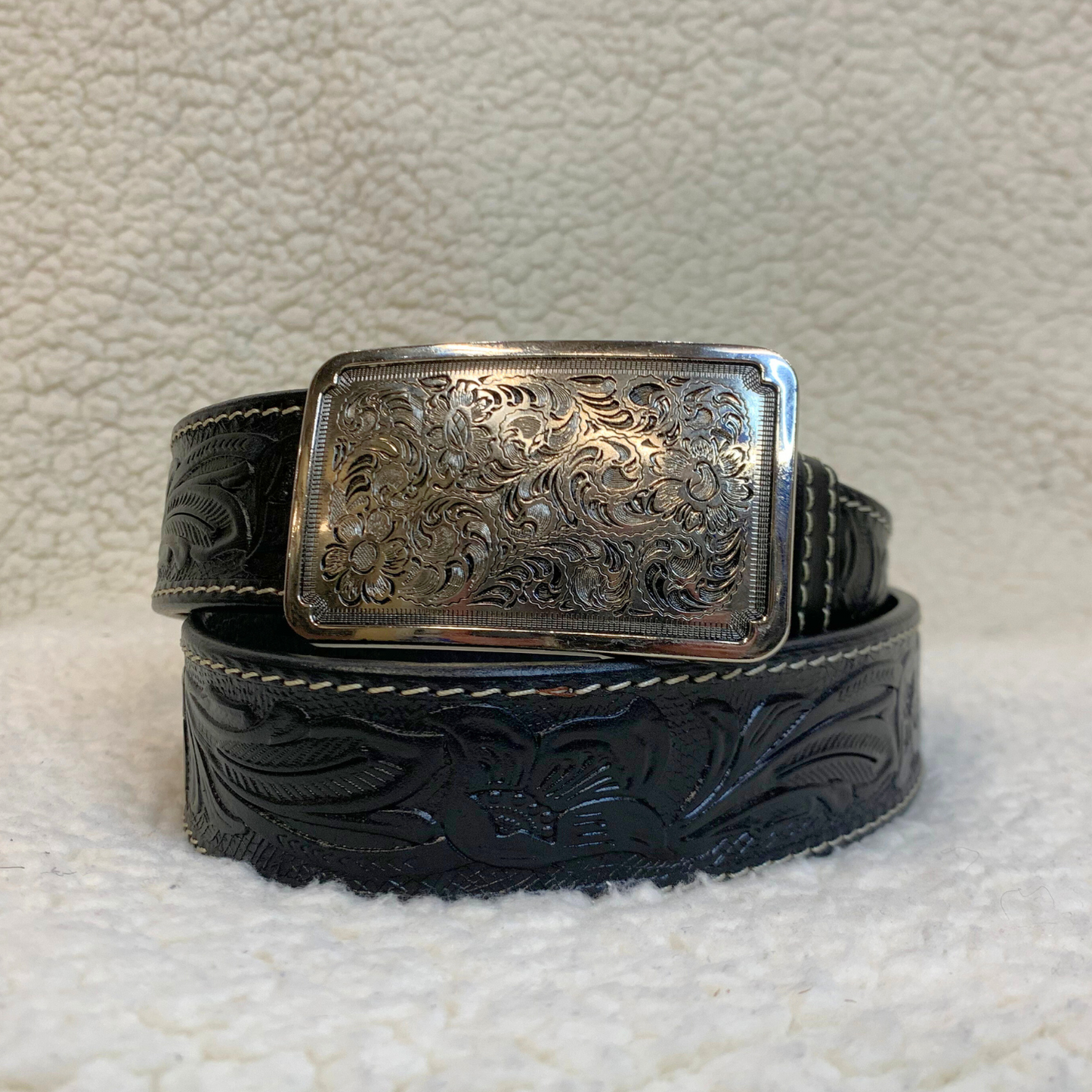 Leather Tulip Imprint Back Belt